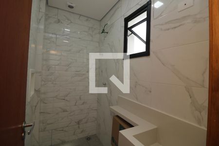 Banheiro da Suíte de casa à venda com 2 quartos, 80m² em Vila Darli, São Paulo