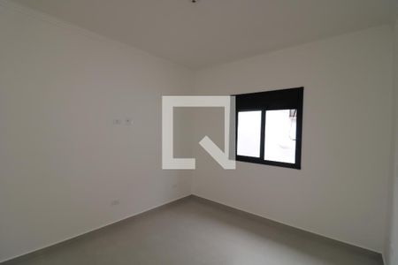 Suíte de casa à venda com 2 quartos, 80m² em Vila Darli, São Paulo