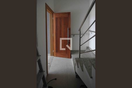 Hall de entrada de casa à venda com 2 quartos, 80m² em Vila Darli, São Paulo