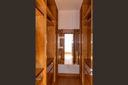 Closet de apartamento para alugar com 4 quartos, 176m² em Belvedere, Belo Horizonte