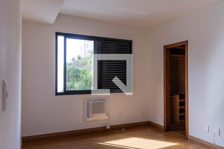 Suíte 1 de apartamento para alugar com 4 quartos, 176m² em Belvedere, Belo Horizonte