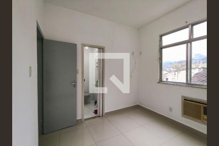 Suíte de apartamento para alugar com 2 quartos, 60m² em Grajaú, Rio de Janeiro