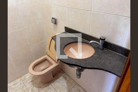Lavabo de casa para alugar com 5 quartos, 160m² em Parque Ipe, São Paulo