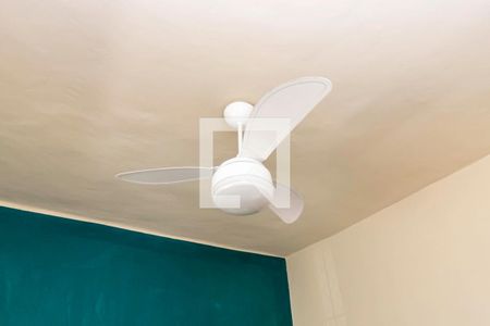 Quarto 1 de casa para alugar com 2 quartos, 100m² em Brás de Pina, Rio de Janeiro