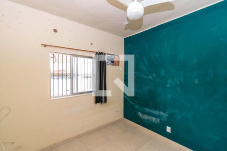 Quarto 1 de casa para alugar com 2 quartos, 100m² em Brás de Pina, Rio de Janeiro