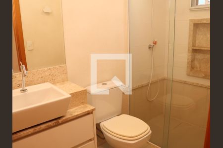 Banheiro da Suíte 1 de apartamento para alugar com 3 quartos, 108m² em Jardim Goiás, Goiânia