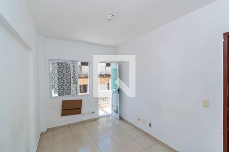 Quarto 1 de apartamento para alugar com 2 quartos, 48m² em Irajá, Rio de Janeiro