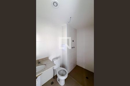 Banheiro de kitnet/studio para alugar com 1 quarto, 24m² em Vila Mariana, São Paulo