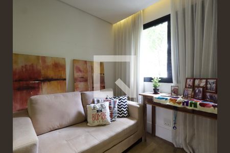 Quarto de apartamento à venda com 2 quartos, 75m² em Vila Andrade, São Paulo