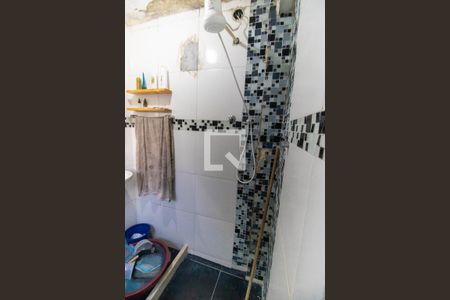 Banheiro da Suíte de casa à venda com 4 quartos, 160m² em Cubango, Niterói