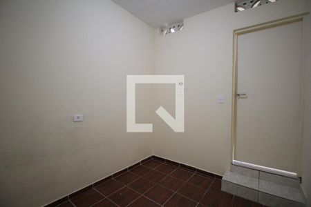 Quarto 2 de casa para alugar com 2 quartos, 45m² em Parque Reboucas, São Paulo