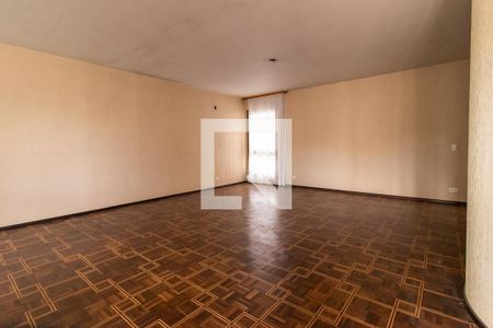 Sala de casa para alugar com 5 quartos, 218m² em Santa Quiteria, Curitiba