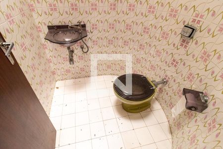 Lavabo de casa para alugar com 5 quartos, 218m² em Santa Quiteria, Curitiba