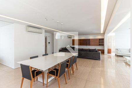 Sala de apartamento à venda com 4 quartos, 300m² em Santa Cecilia, São Paulo