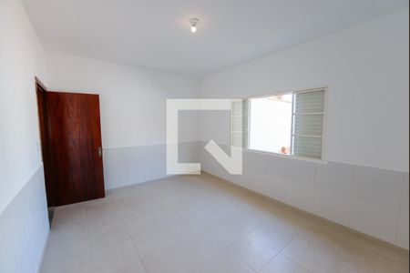 Quarto 2 de casa para alugar com 2 quartos, 140m² em Vila Jaboticabeira, Taubaté
