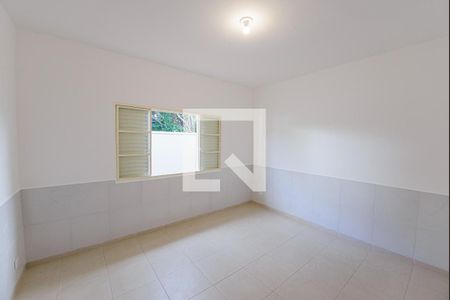 Quarto 1 de casa para alugar com 2 quartos, 140m² em Vila Jaboticabeira, Taubaté