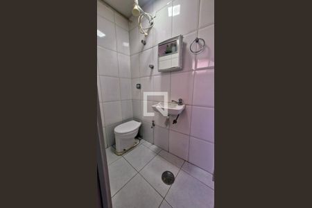 Banheiro de apartamento à venda com 2 quartos, 90m² em Jardins, São Paulo