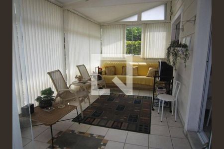 Casa à venda com 4 quartos, 310m² em Vila Sonia, São Paulo