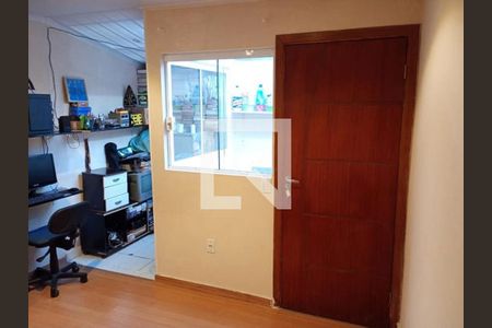 Sala de casa para alugar com 3 quartos, 125m² em Jardim Nilton Torres, Sorocaba