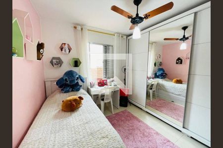 Casa à venda com 3 quartos, 120m² em Jardim Rizzo, São Paulo