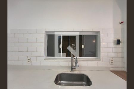 Cozinha de apartamento para alugar com 1 quarto, 75m² em Curicica, Rio de Janeiro