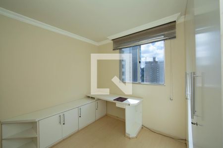 QUARTO1 de apartamento para alugar com 3 quartos, 75m² em Buritis, Belo Horizonte