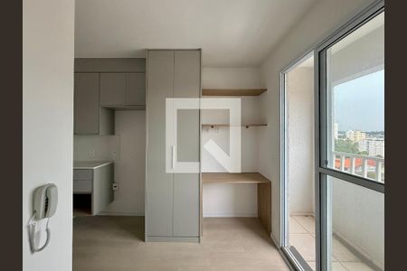 Quarto de kitnet/studio para alugar com 1 quarto, 20m² em Jardim Aeroporto, São Paulo