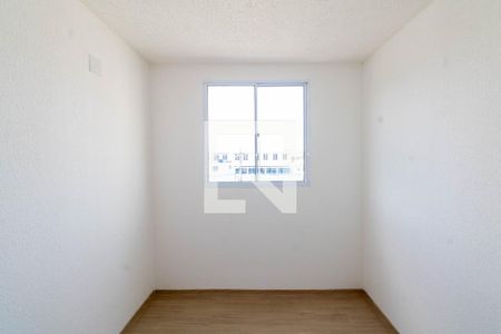 Quarto 1 de apartamento para alugar com 2 quartos, 48m² em Inhoaíba, Rio de Janeiro
