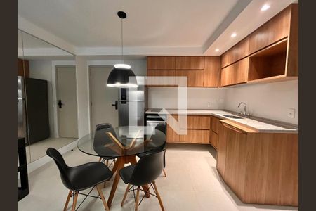 Sala/cozinha de apartamento para alugar com 2 quartos, 65m² em Gávea, Rio de Janeiro