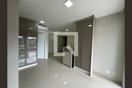 Quarto de apartamento para alugar com 1 quarto, 42m² em Empresarial 18 do Forte, Barueri
