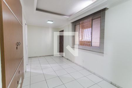 Sala de apartamento à venda com 4 quartos, 70m² em Sagrada Família, Belo Horizonte