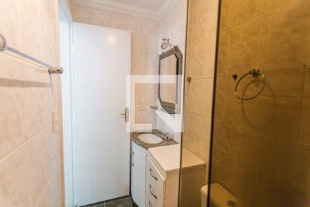 Banheiro da Suíte de apartamento à venda com 4 quartos, 70m² em Sagrada Família, Belo Horizonte