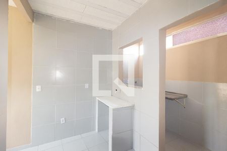 Sala/Cozinha de casa para alugar com 1 quarto, 48m² em Santa Cruz, Rio de Janeiro