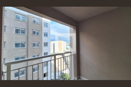 Varanda  de apartamento à venda com 2 quartos, 33m² em Parque Industrial Tomas Edson, São Paulo