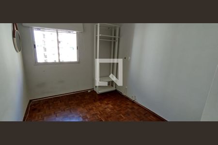 Quarto de apartamento à venda com 1 quarto, 60m² em Cambuí, Campinas
