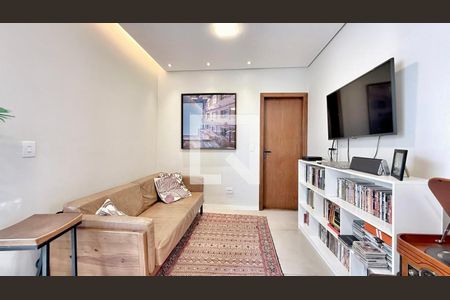 Apartamento à venda com 2 quartos, 72m² em Santa Efigênia, Belo Horizonte