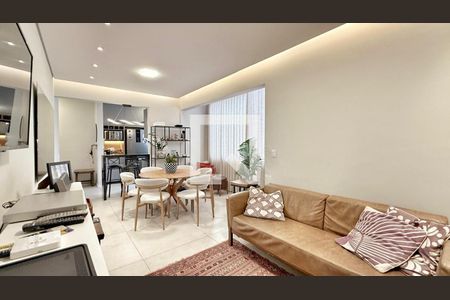 Apartamento à venda com 2 quartos, 72m² em Santa Efigênia, Belo Horizonte