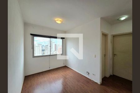 Sala de apartamento para alugar com 1 quarto, 34m² em Vila Uberabinha, São Paulo