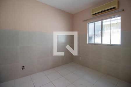 Quarto de casa de condomínio à venda com 1 quarto, 34m² em Irajá, Rio de Janeiro