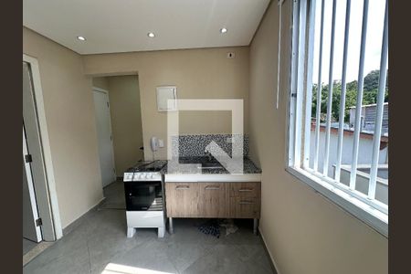 Sala/Cozinha de casa para alugar com 1 quarto, 45m² em Vila Pouso Alegre, Barueri
