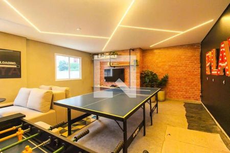 Apartamento à venda com 2 quartos, 70m² em Vila Carmosina, São Paulo