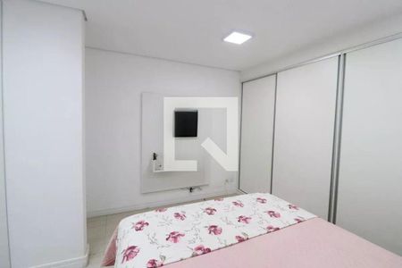 Casa à venda com 3 quartos, 301m² em Vila Gomes Cardim, São Paulo