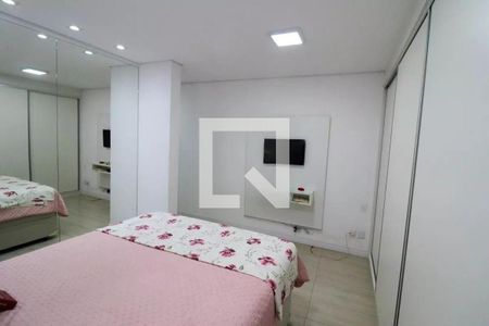 Casa à venda com 3 quartos, 301m² em Vila Gomes Cardim, São Paulo