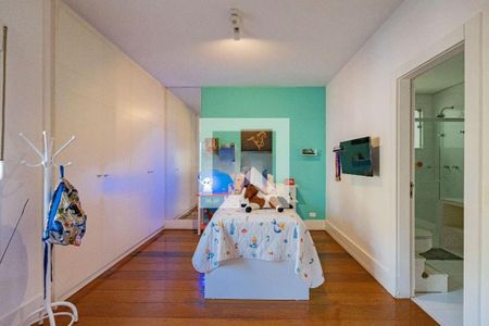 Casa à venda com 4 quartos, 637m² em Jardim Guedala, São Paulo