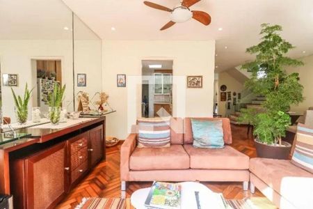 Casa à venda com 3 quartos, 325m² em Jardim Viana, São Paulo