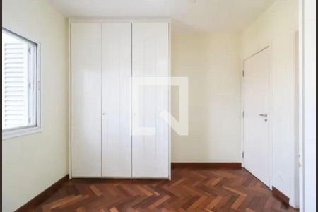 Casa à venda com 3 quartos, 325m² em Jardim Viana, São Paulo