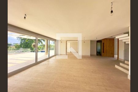 Casa à venda com 4 quartos, 749m² em Jardim Leonor, São Paulo