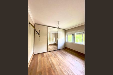 Casa à venda com 4 quartos, 749m² em Jardim Leonor, São Paulo