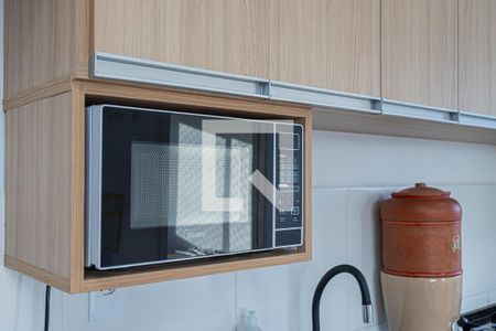 Sala, cozinha e área de serviço de apartamento para alugar com 2 quartos, 35m² em Freguesia do Ó, São Paulo