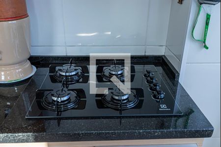 Sala, cozinha e área de serviço de apartamento para alugar com 2 quartos, 35m² em Freguesia do Ó, São Paulo